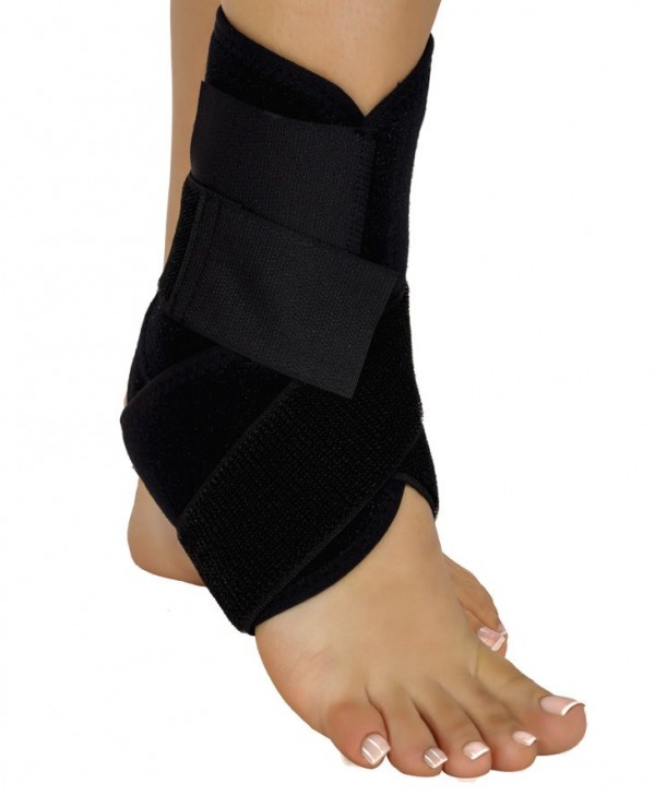 ankle support with silicon pad unisize